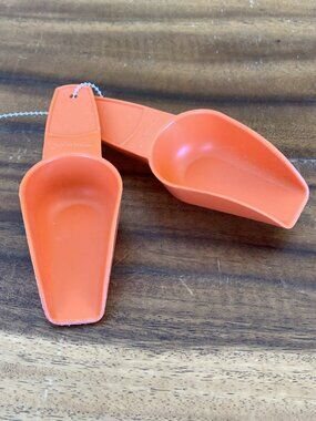 2 Vintage Tupperware Orange Scoops #878-2
